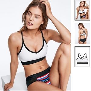 Victoria’s Secret Lined Sports Bra NWT